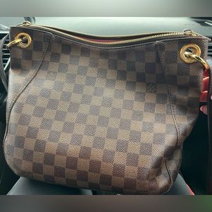 Authentic Louis Vuitton Crossbody or shoulder purse